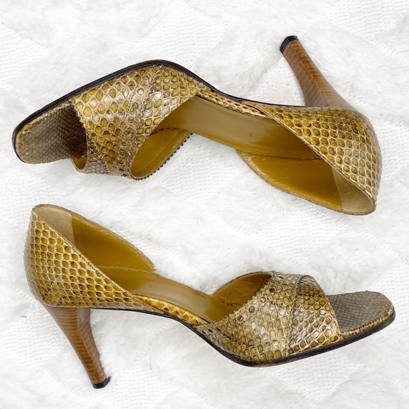 Gucci Shoes - GUCCI snake skin peep toe heels